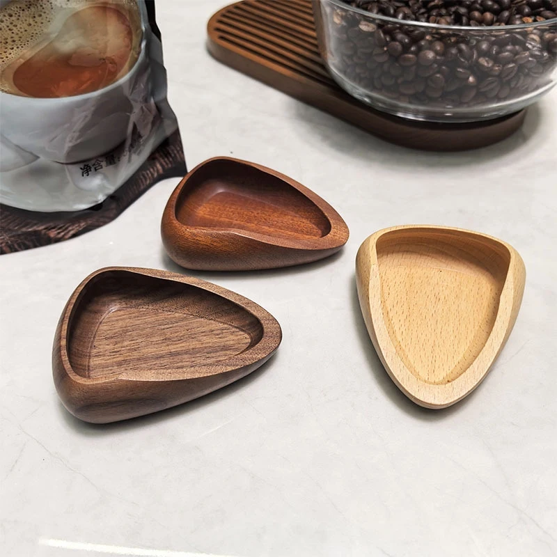 Wooden Coffee Beans Dosing Trays Shovel Scoops With Spray Bottle Set Dosing Cup Espresso Coffee Accessories Bean Kitchen Tools