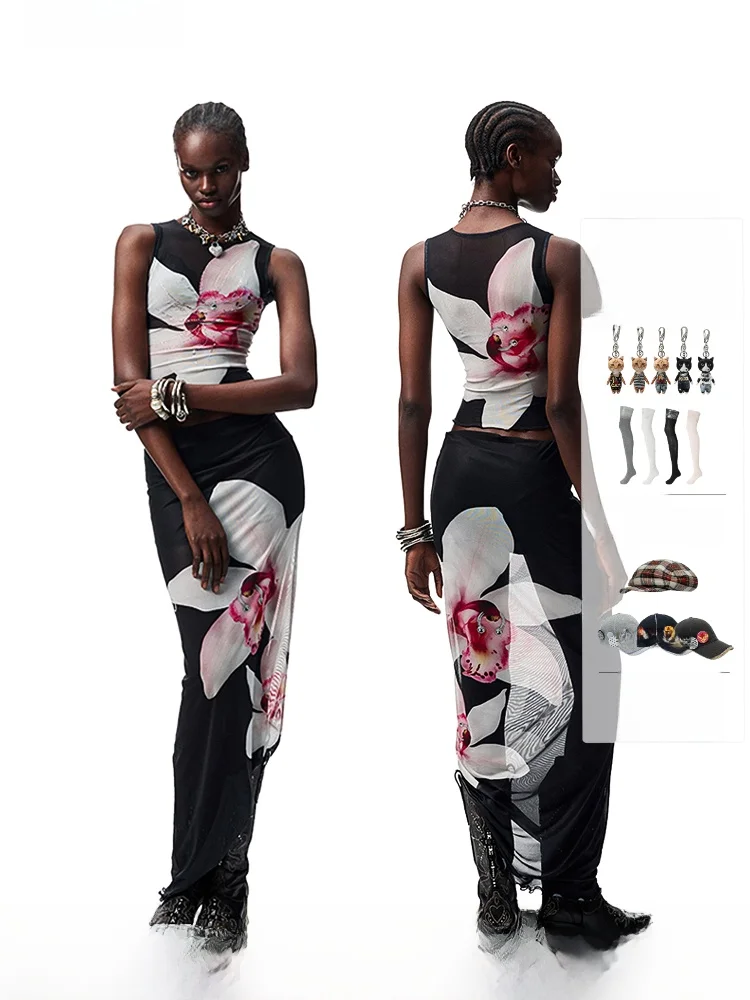 

Женский летний комплект из двух предметов: топ с цветочным принтом и стразами и длинная юбка, модный летний наряд с круглым вырезом, полиэстер.