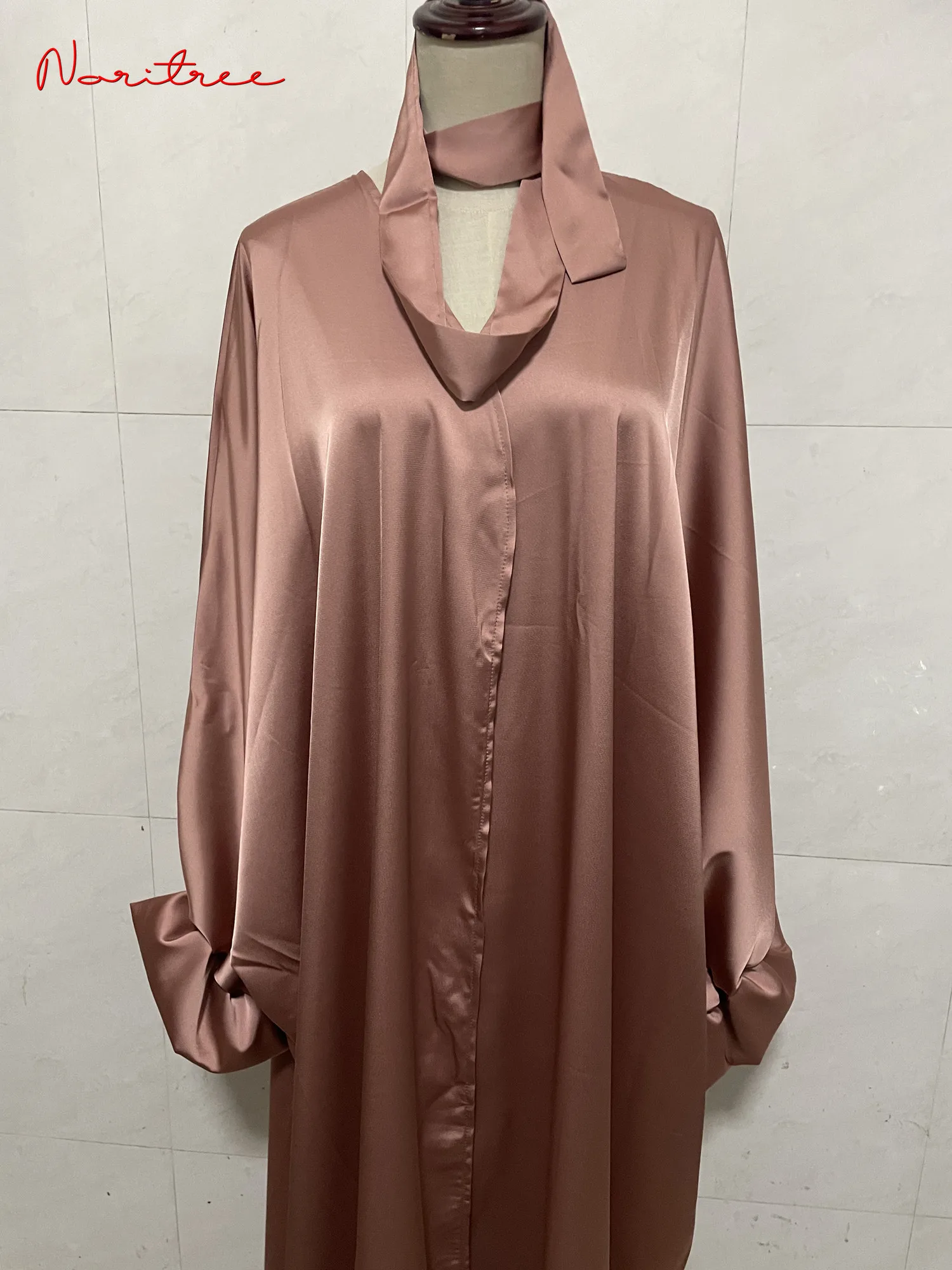 Ramadan Eid Fashion Puff Sleeve Loose Muslim Abayas Soft Robe Musulmane Abaya Elegant Silky Muslim Arab Worship Service Clothing