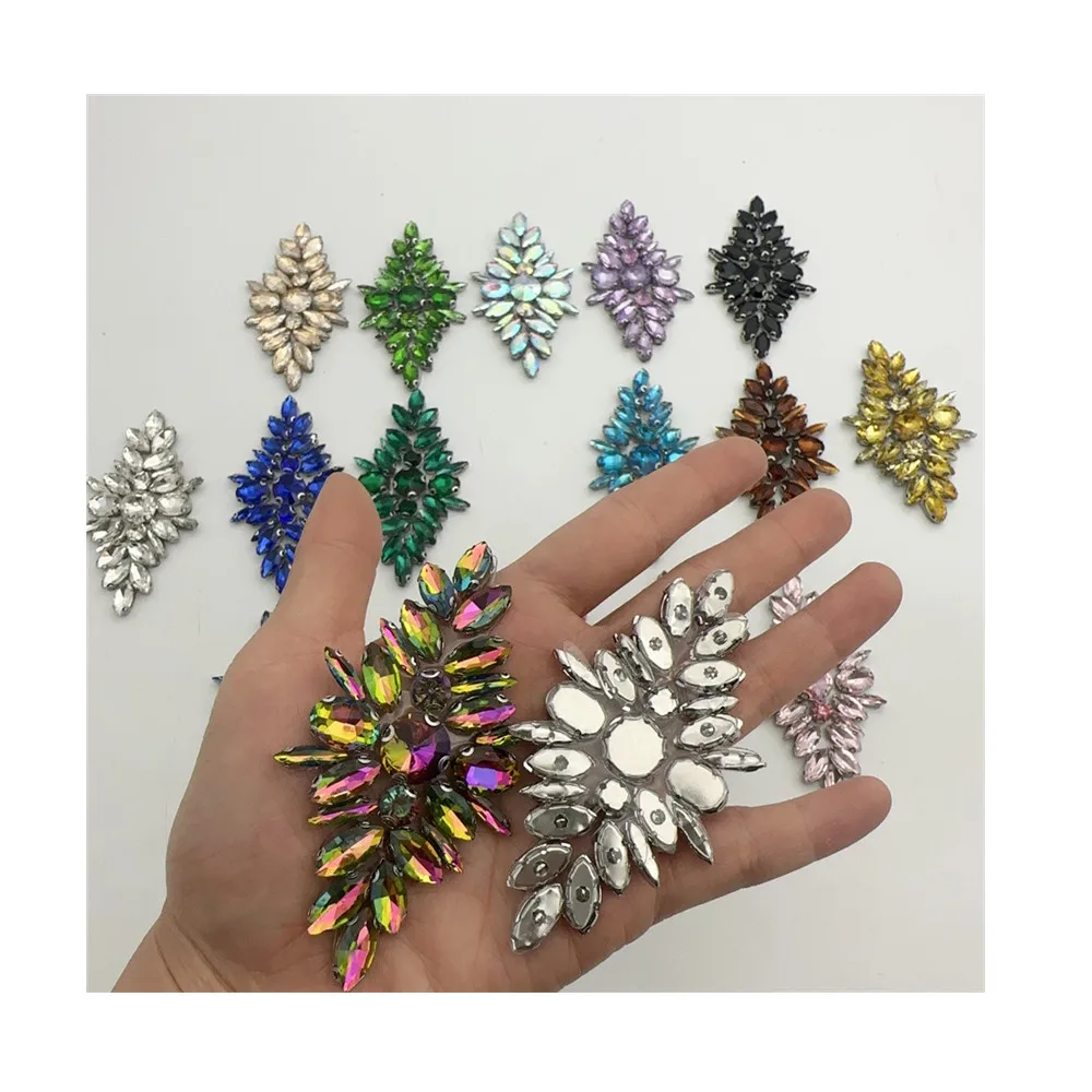 10 pièces d'appliques perlées en verre faites à la main, motifs accessoires, appliques perlées thermocollantes en strass