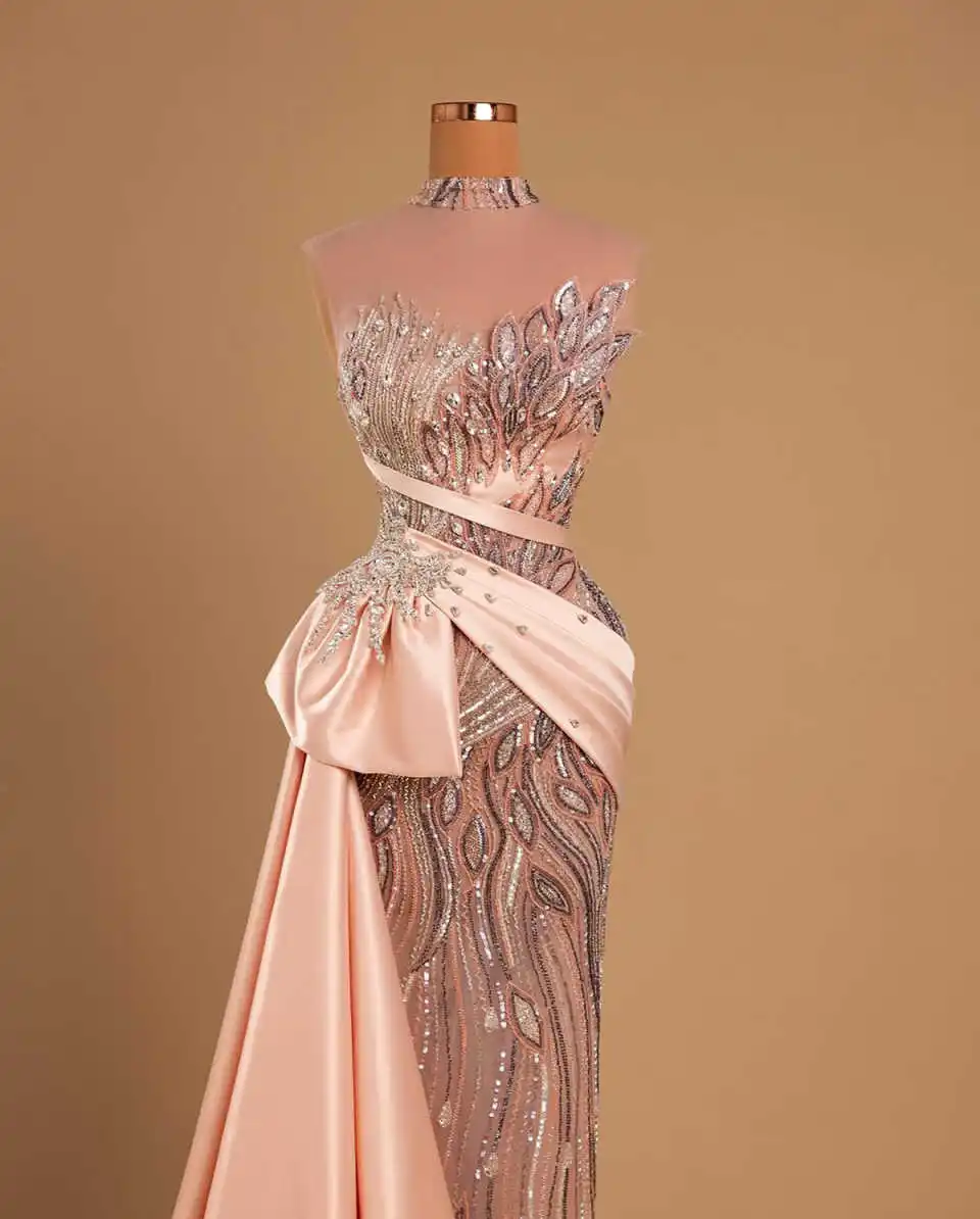 Designer Evening Dresses High Sheer Neck Sleeveless Gown Sequins Appliques Crystal Sweep Train Dress Party Customized Dress