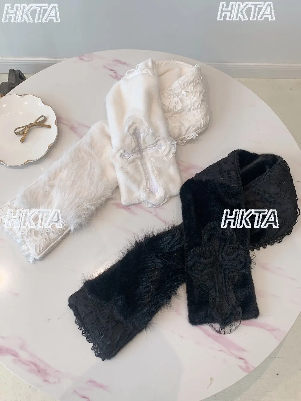 Dark Gothic Lace Embroidered Plush Scarf for Women Autumn Winter High-End Short Neck Warmer Subculture Punk Y2k Black Scarves