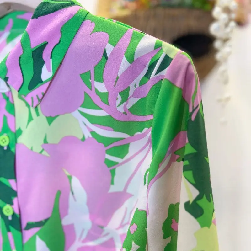 Camisa de manga larga con personalidad para mujer, Tops informales con hebilla de corbata verde, Camisa cómoda de gasa con flores y plantas, primavera 2024