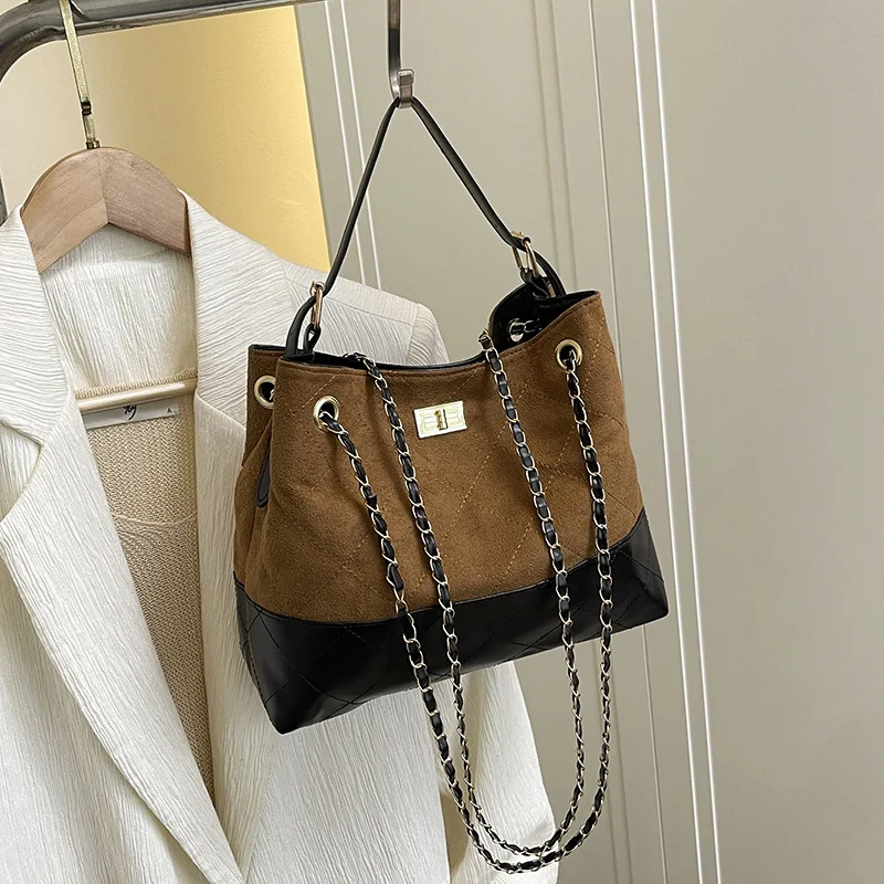 

Сумка через плечо с цепочкой и цветными блоками 2025 года, винтажная женская сумочка под мышками, модная сумка через плечо, минималистичная сумка «день-ночь»