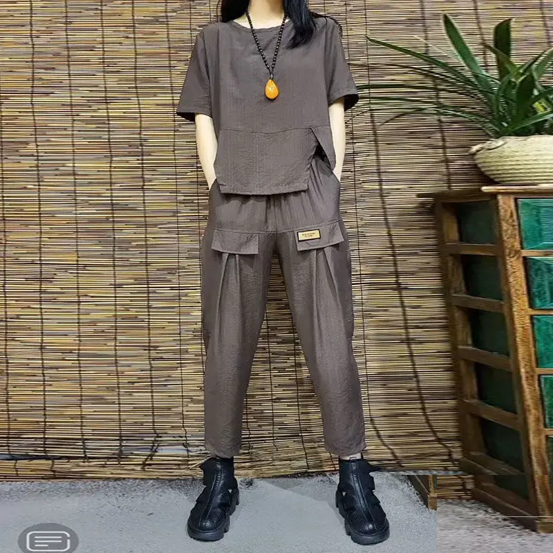 女性用半袖ラウンドネックTシャツ,ロングパンツ,無地,ポケット付き,スポーティなスタイル,夏服,新しい2023コレクション