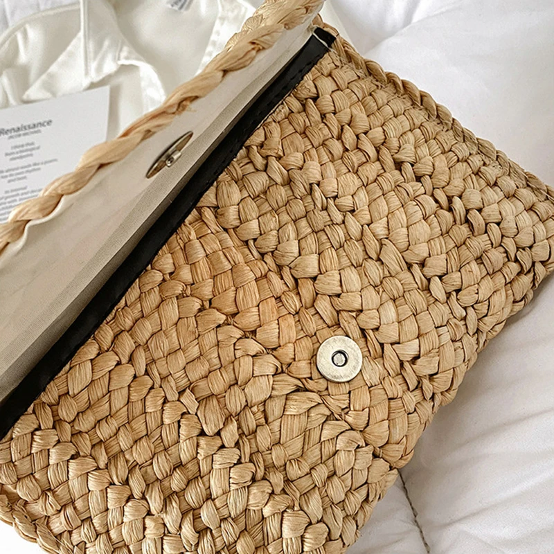 Bohemian Handmade Straw Clutch Bag for Ladies 2026 New Buckle Square Woven Coin Purse Summer Daily Beach Envelope Bags