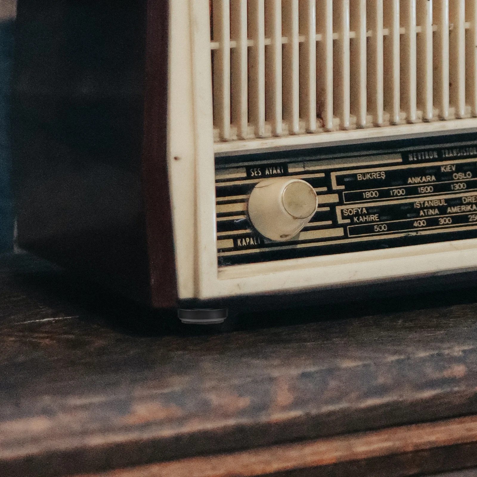 

10pcs Speaker Isolation Feet Round Base Mat For Subwoofer Hifi Vibration Damper Noise Reduction Pad Isolation Feet For Speakers