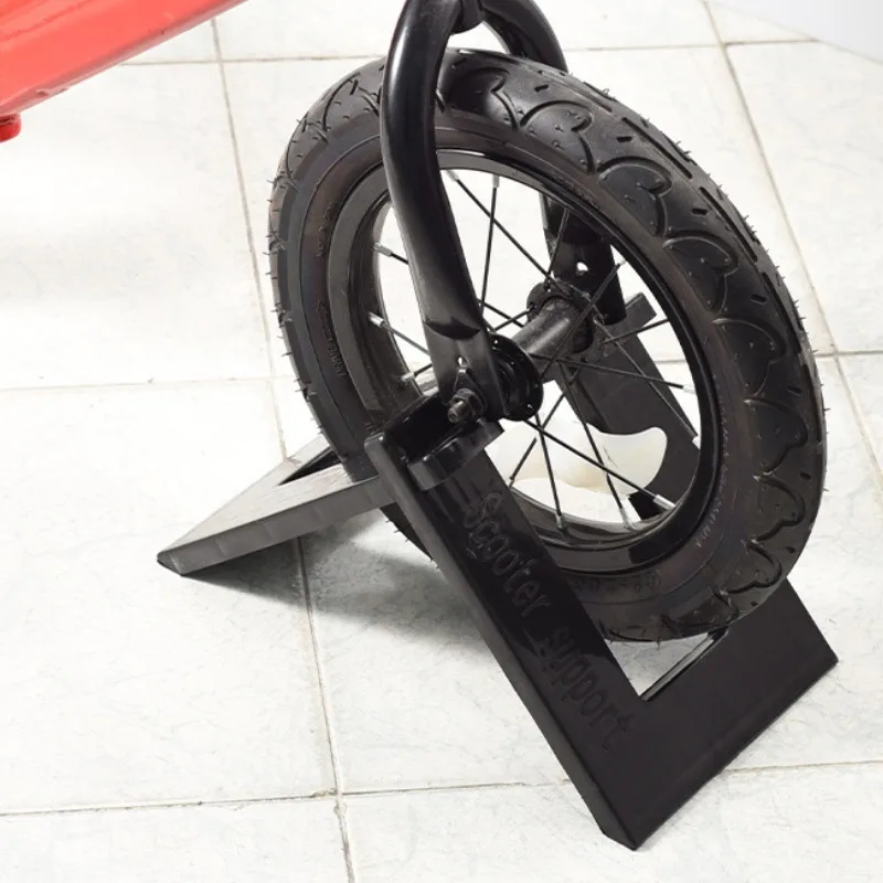 1 Stück Balance-Bike-Ständer, Kickscooter-Parkständer, Fahrrad-Präsentationshalterung, Fester Rahmen für Räder, Robuste Konstruktion – Detail 5