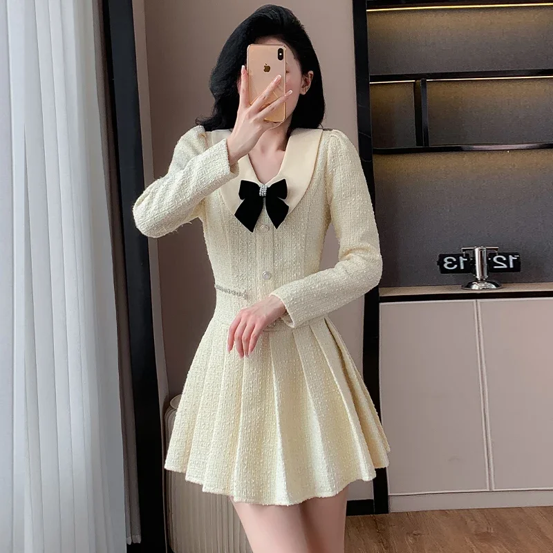 MiiiiX Office Lady French Elegant Tweed Long-sleeved Dress Women's 2024 Autumn Textured Design Slim Pleated Dress Female Clothes