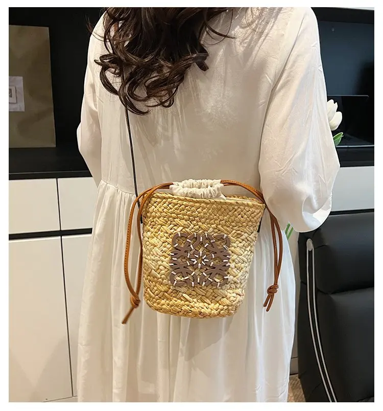 Classic Designer Paris Inspired Diaper Bag For Women Elegant Leather Large Capacity Tote Luxury Minimalist Stylish Bag
