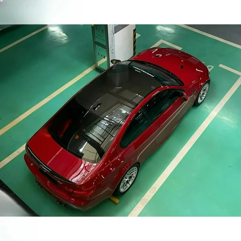 

Lightweight-Premium FORBMW E92 M3 Roof Panel Cover Carbon Fiber Replacement