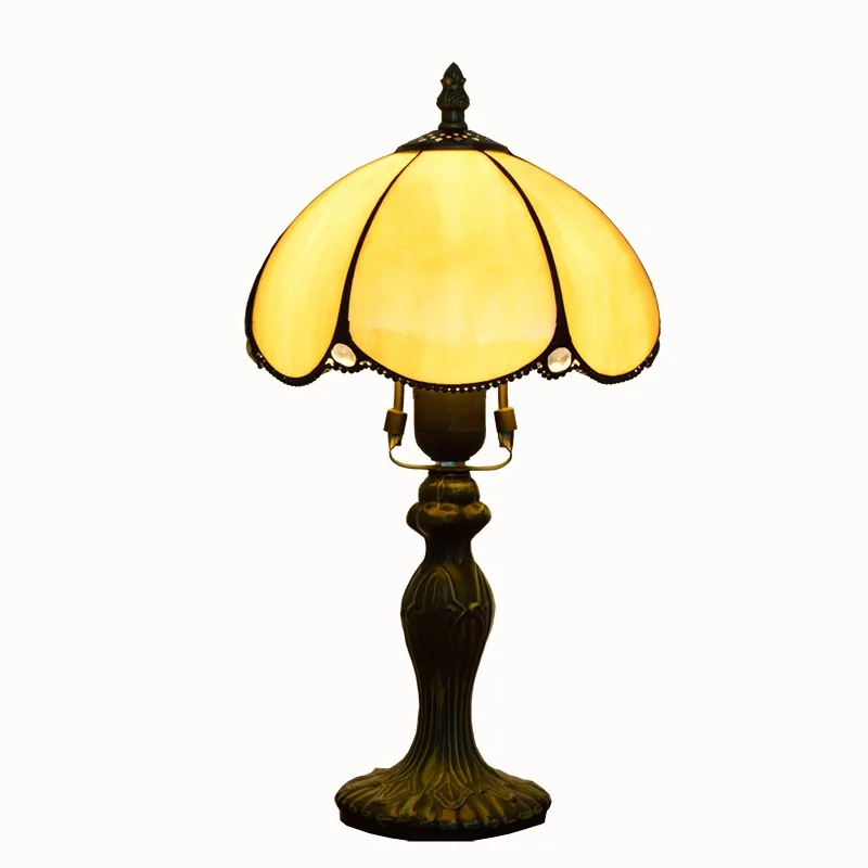 8 Inch 20cm Stained Glass Shade Tiffany Vintage Desk Lamp for Bedroom Lamparas De Mesa Para El Dormitorio