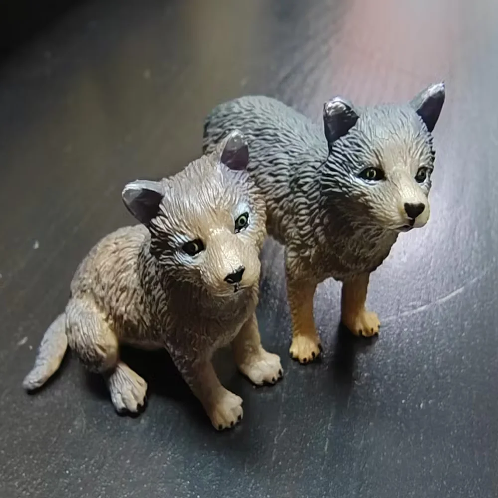 Toymany Simulation Standing Grey Wolf Cub Wildlife Animal Model Toy Mini Figures Dolls Action Figurines Toys for Children Gift