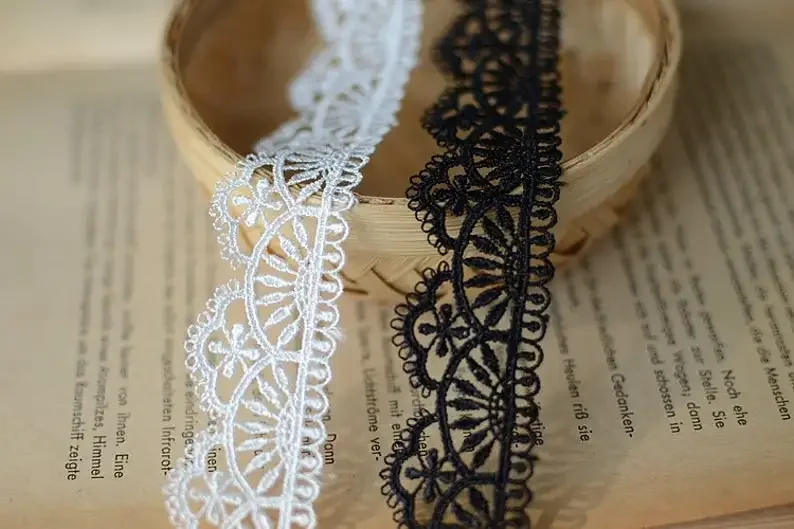 5 Yards Venice Lace Trim, Off White/Black Water Soluble Lace Ribbon, Crochet Lace 1