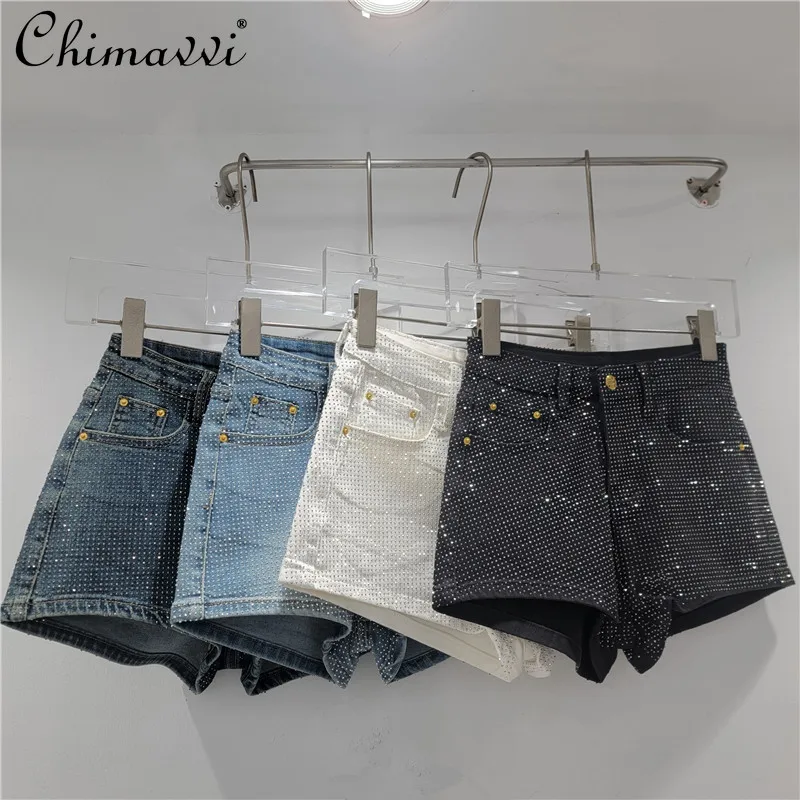 

Heavy Rhinestone American Style Hot Girl Denim Shorts Women Spring Summer New Fashion High Waist Slim Sexy Hip Hot Pants