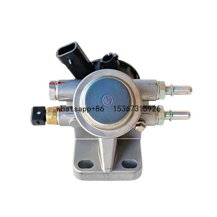 

Foton Aoling CTXCTS Omar S3 Original Hand Oil Pump Assembly with Oil-Water Separator Truck Parts Essential Component