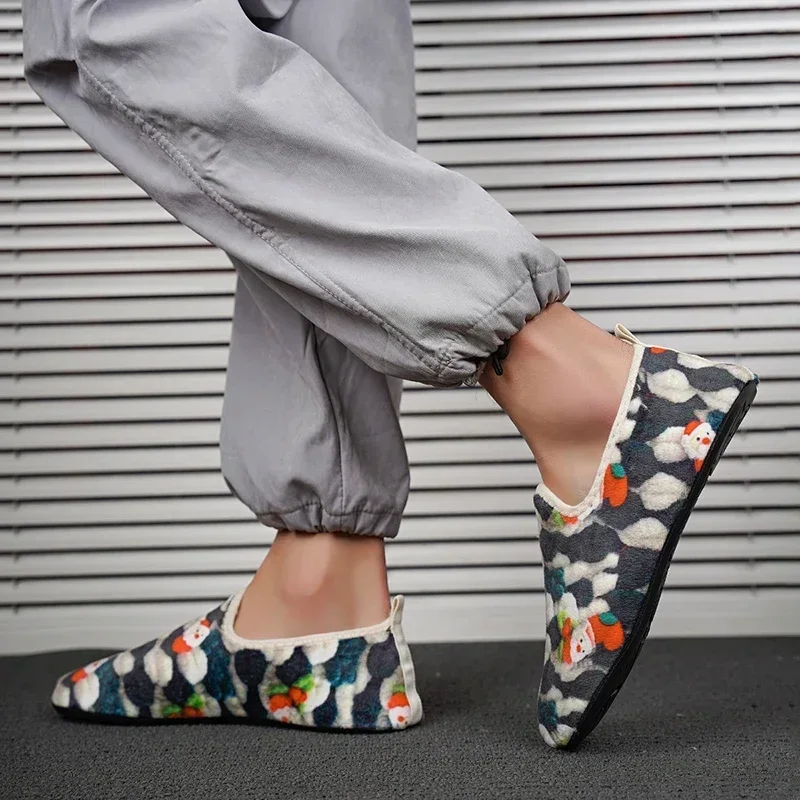 2024 Winter Katoenen Schoenen Mannen Kerst Print Warm Slip Op Lichtgewicht Pantoffel Vrouwen Pluche Huis Katoenen Loafers Unisex Warme Schoenen