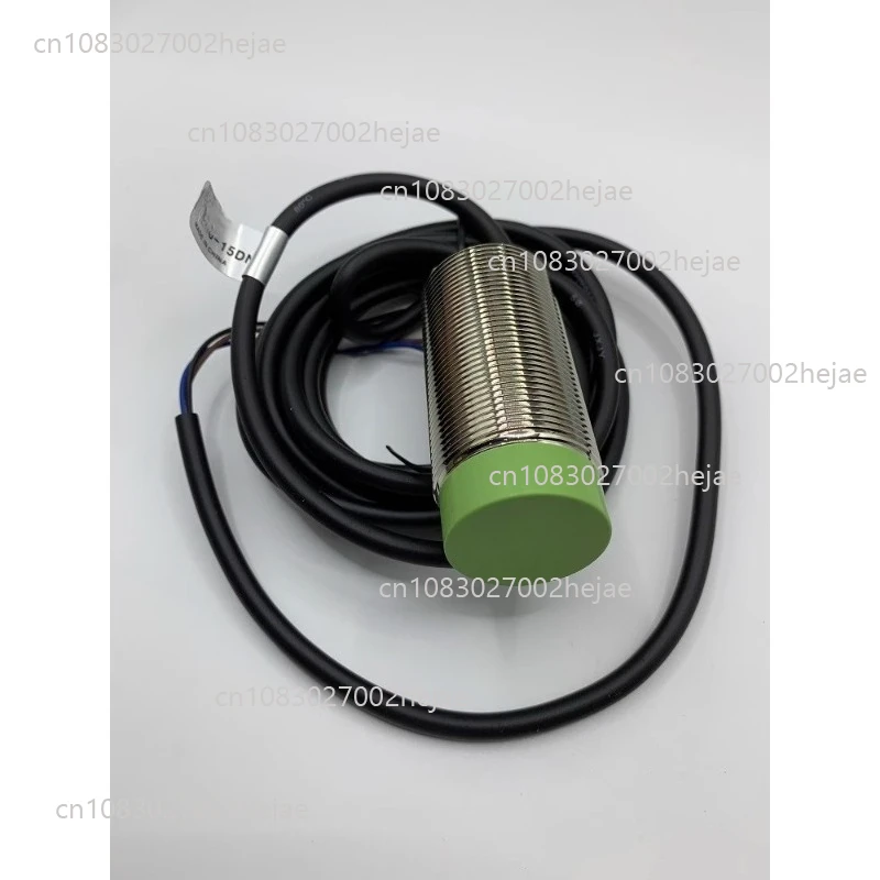 

New Capacitive Proximity Switch 2PCS/lot CR30-15DN CR30-15DP CR30-15DN2 CR30-15DP2 Sensors