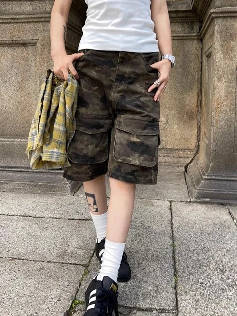 

Американские ретро-джинсы-шорты с камуфляжным принтом, свободного прямого кроя, широкие, летние, модные, с множеством карманов