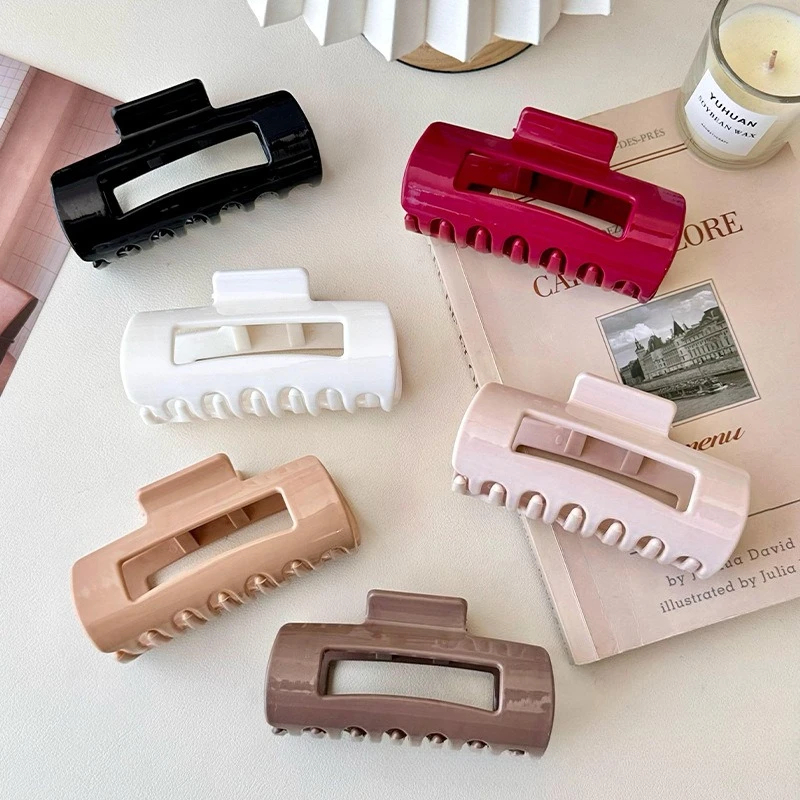 

Non Slip Silicone Shark Hair Clip Large Hair Claw for Women Soft Hair Accessories Simple DesignSharkclaw Matte Round Square grab