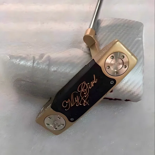 مضرب جولف على الطراز المحايد - يتميز لحظة عالية من تصميم القصور الذاتي لتعزيز المغفر والدقة. #1