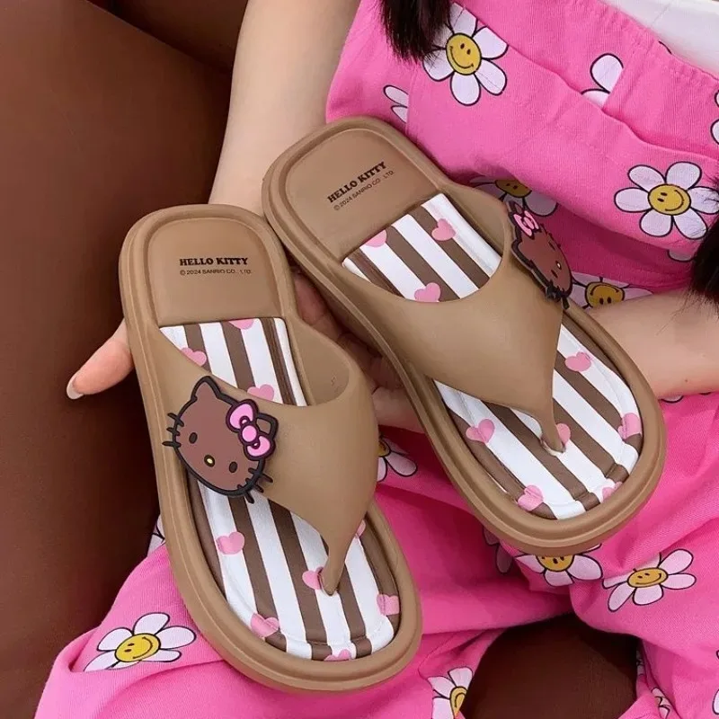 

2024 Summer Hello Kitty Flip-Flops Cute Flat-soled Beach Sandals Seaside Vacation Girls Cute Flip-Flops Anti-Slip Soles Gift