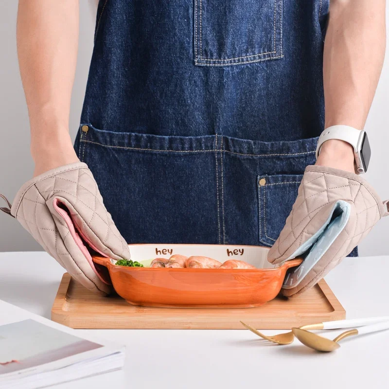

1PCS Fish Shaped Silicone Oven Mitt Anti-Scald Kitchen Gloves Multi-Purpose Dish Holder Tray for Baking And Cooking