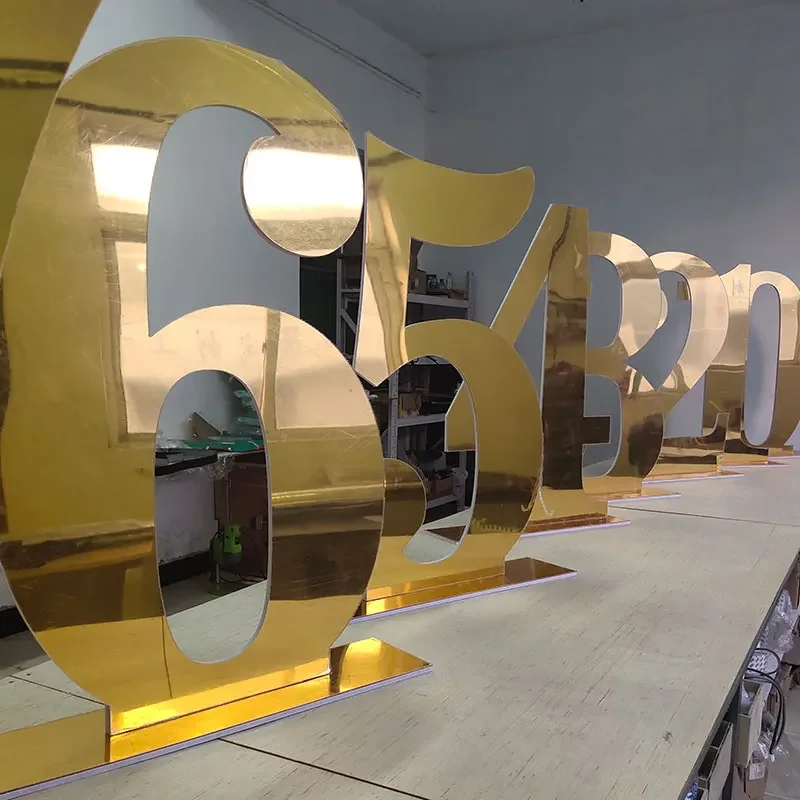 Free Standing Gold Sliver Metal Acrylic Numbers 4Ft Mirror Marquee Numbers For Party