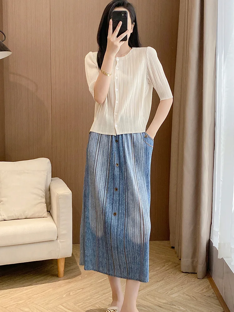 

Elegant Pure Color Denim High Waist Skirt And Cardigan Set for Women Innovative Design Commute Style Straight Cut Silhouette