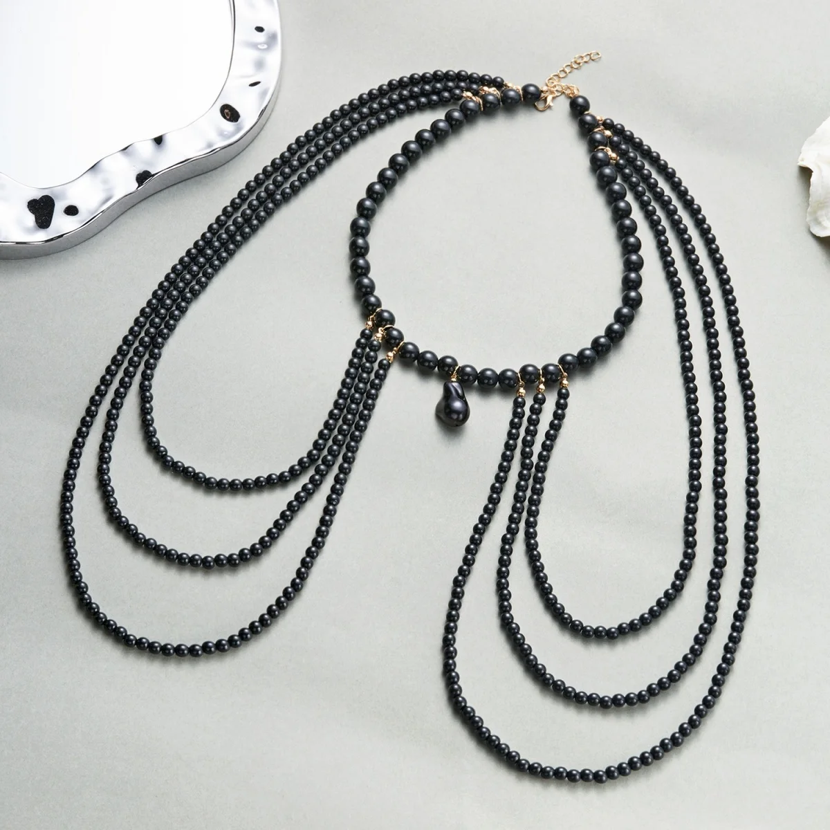 Barocke Unregelmäßige Simulierte Perlen-Choker-Halskette Elegante Mehrschichtige Quasten-Hochzeits-Bankett-Schulterkette Körperschmuck – Detail 20