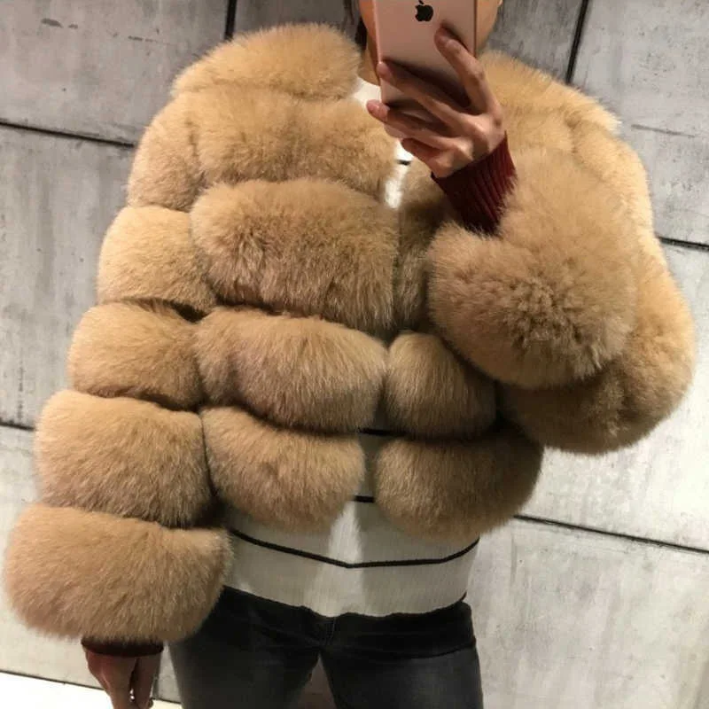 

Elegant High Quality Faux Fox Fur Coat Women Autumn Winter Warm Long Sleeve Short Jackets Furry Fashion Outwear Shaggy Coat