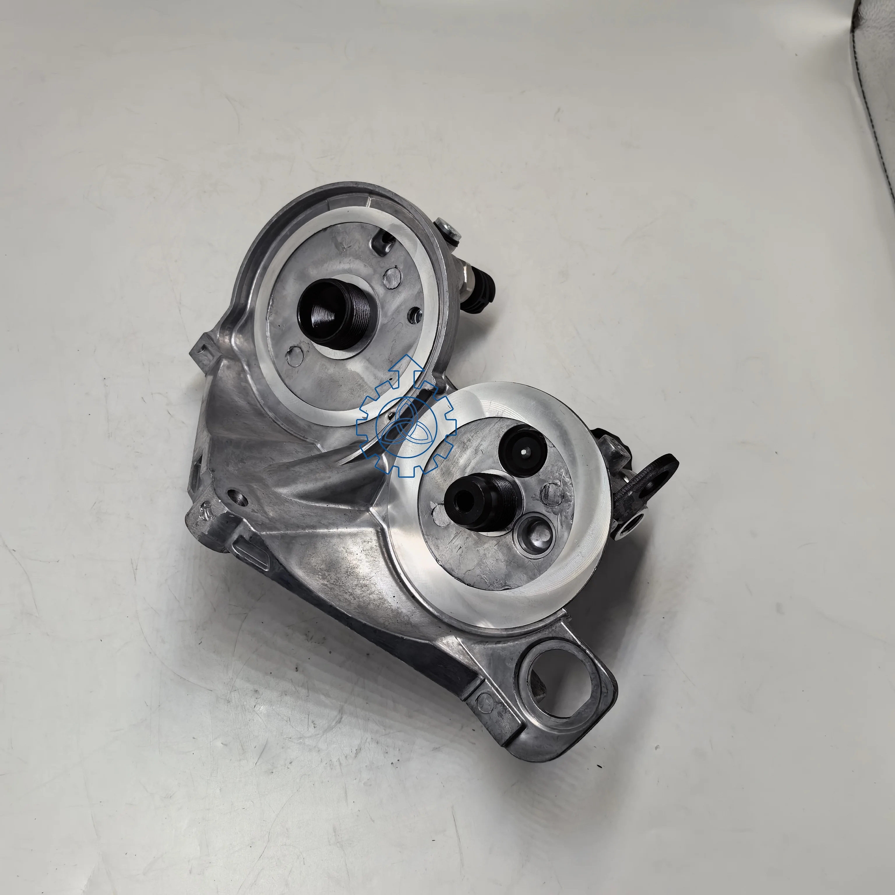 Applicable to Volvo Truck Fuel Filter Aluminum Base VOE: 20869316 20910188 21023285 21870628