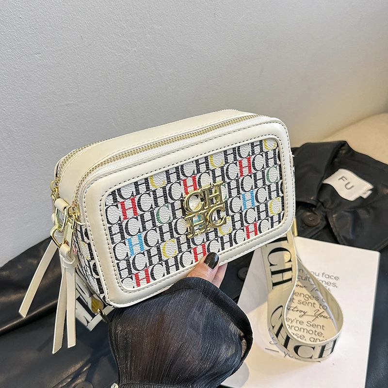 

2025 Girls Fashion Organizer European Style Travel Essential with Comfortable Strap High-end School Solution