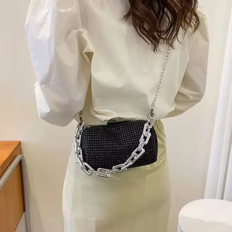 Allover-Beuteltasche mit Strasssteinen, Balltasche mit Glitzerkette, Mini-Umhängetasche für Damen (6,3 x 3,54) Zoll). – Detail 13