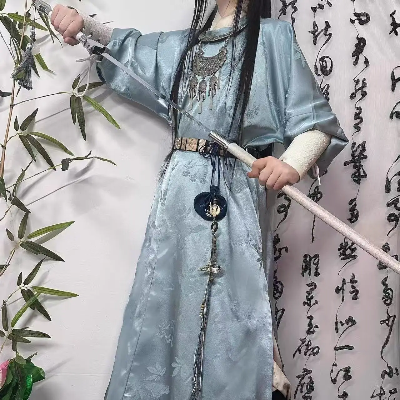 

Youth Master Hanfu Dress Men's Traditional Chinese Round Neck Robe Halloween Event Wuxian Wei Cosplay Costume Male Han Suits