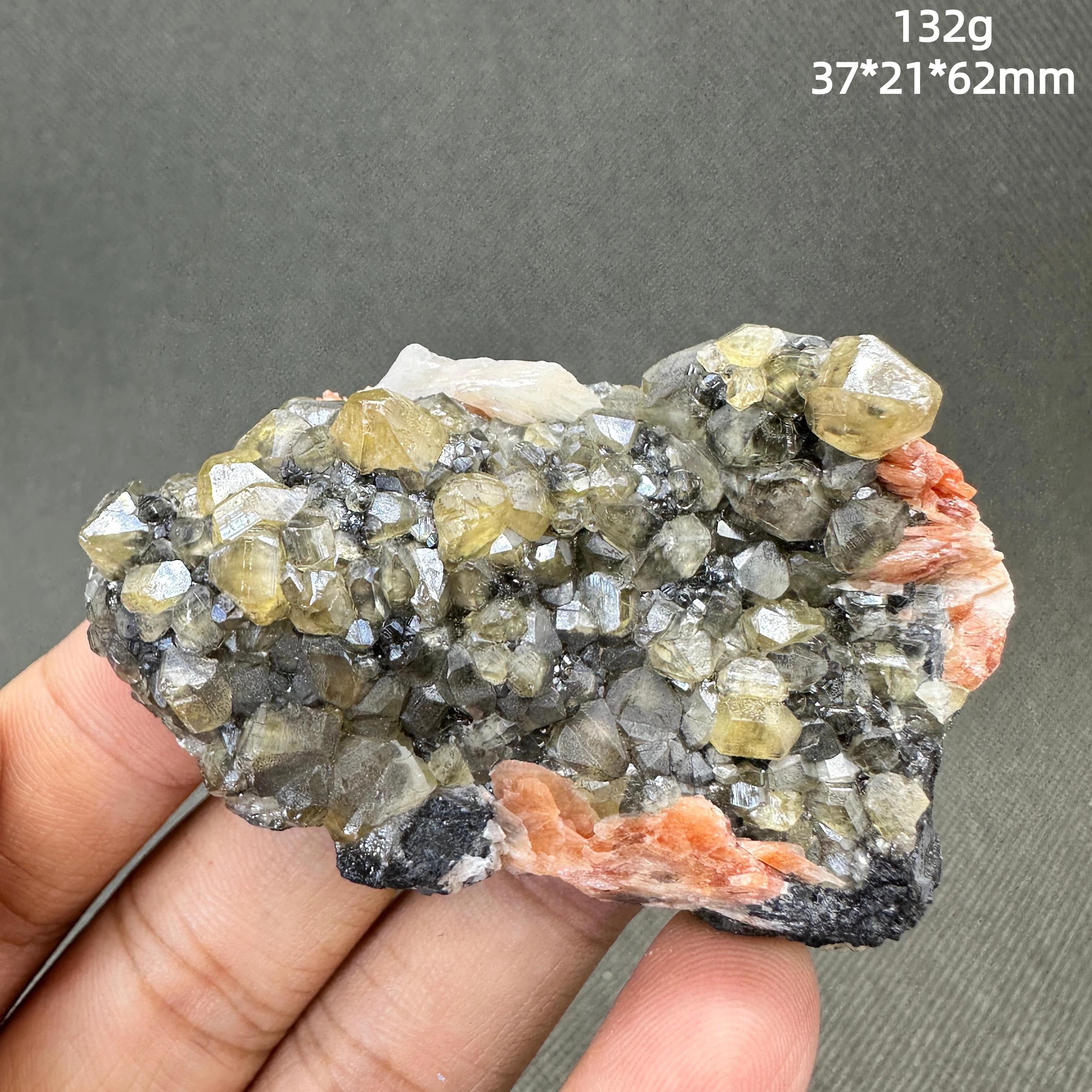 Natural Morocco fluorescence cerussite and Barite symbiosis mineral specimens+ healing quartz crystals and stones