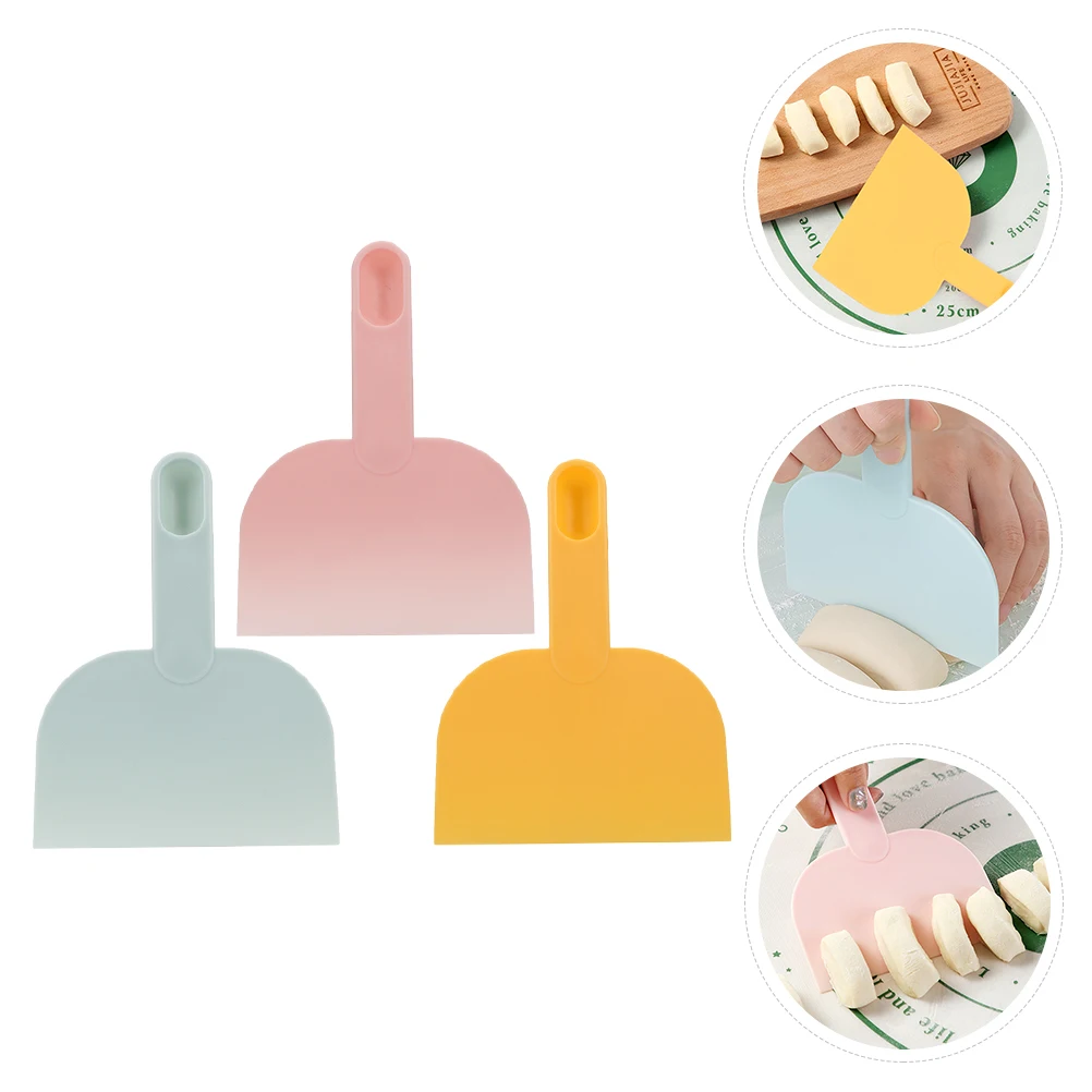 

3Pcs Dough Scraper Plastic Cutter Non Adhesive Kitchen Gadget for Dough Bread Cake Flour Spatula Cream Spatula