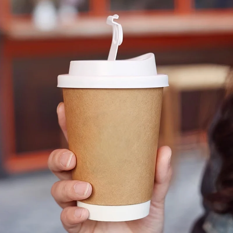 50 Stuks Geïsoleerde Kraftpapier Koffiekopjes Wegwerp Dubbelwandige Papieren Bekers Pp Deksels Cafés Office Home Party Activiteit Papieren Bekers