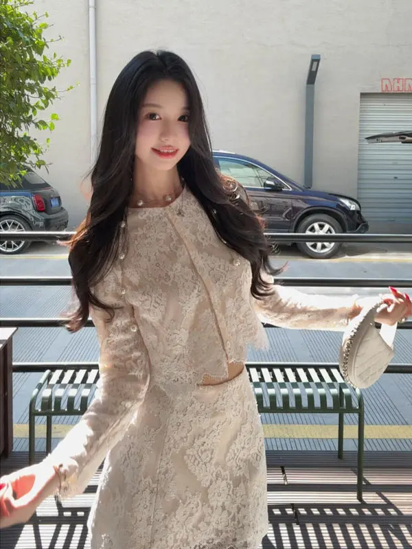 

Корейский стильный комплект: кружевной топ и юбка с высокой талией, женская модная одежда для весны и осени, удобный и дышащий костюм из двух предметов