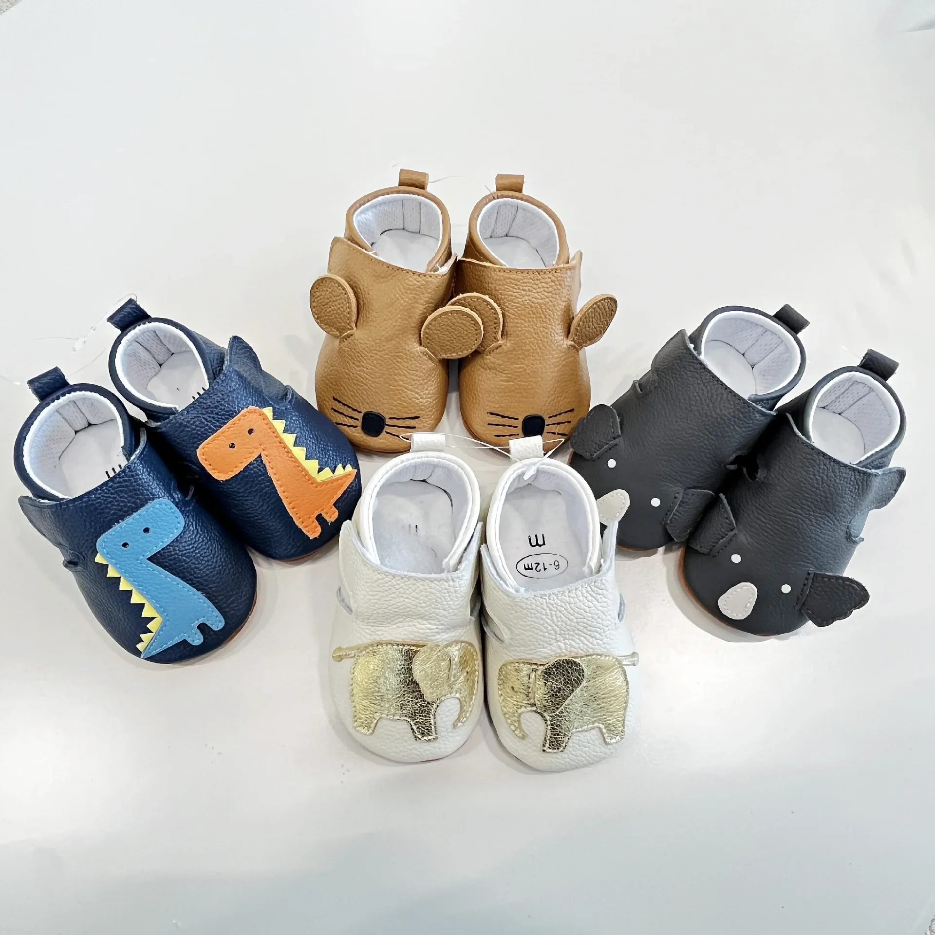 

Genuine Leather Cartoon Animals Baby Boys Shoes Cow Leather First Walkers Autumn Cute Koala Elephant Newborn Girls Soft Shoes