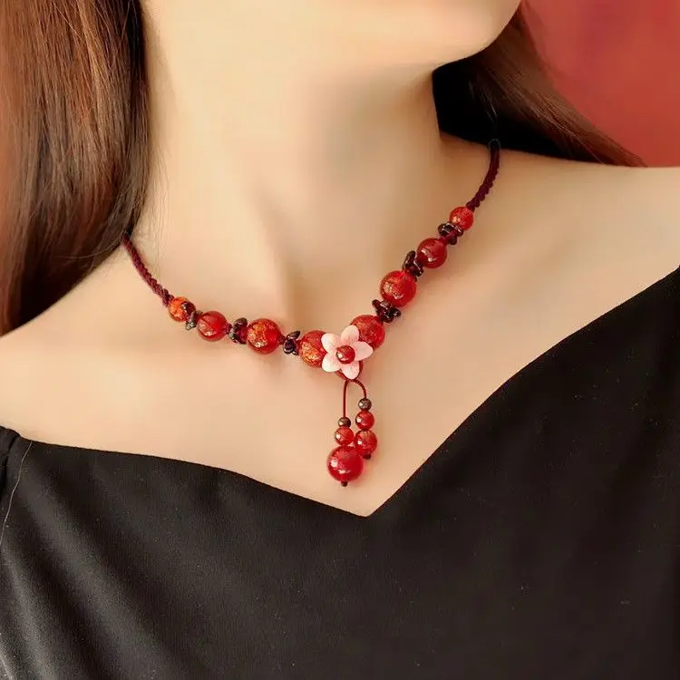 UMQ Ethnic Necklace Women's Short Clavicle Chain Retro Style Flower Ins Personality Scar Covering Red Vintage Jewelry