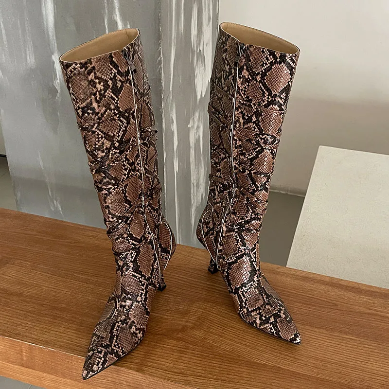 New Female Designer Snakeskin Footwear Knee High Boots For Women Fashion Modern Ladies Long Boots With Heels Shoes Leopard Print