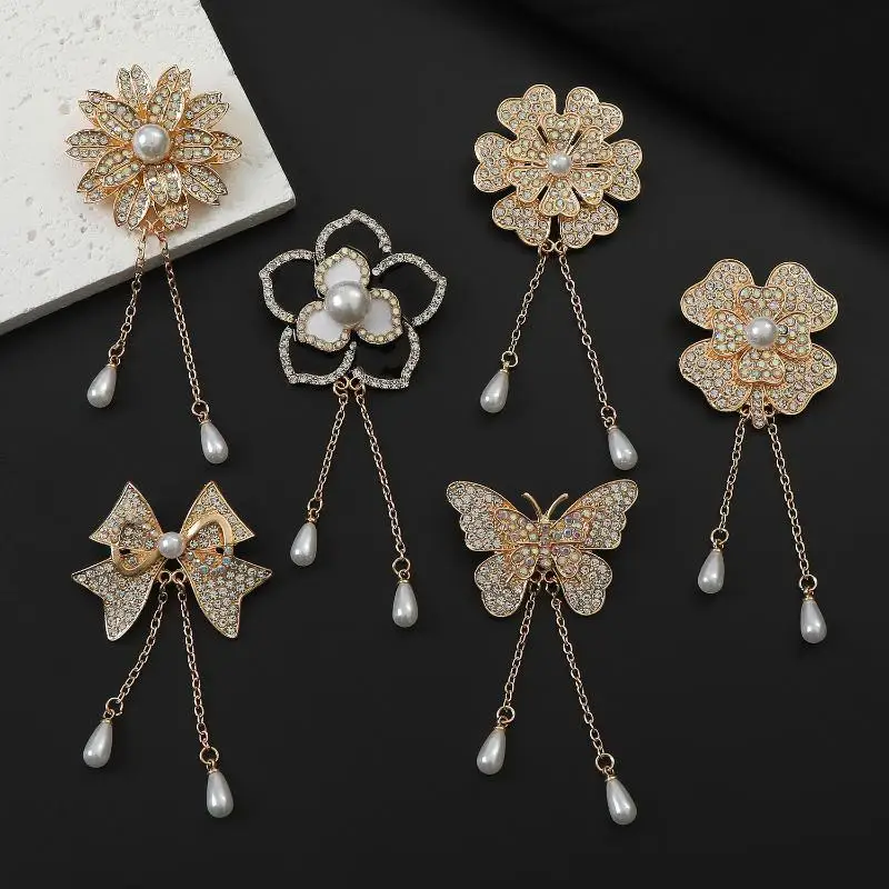 Luxury Alloy Butterfly Tassel Brooch Elegant Rhinestone Flowers Pins For Women Clothing Corsage Scarf Jewelry Accessories