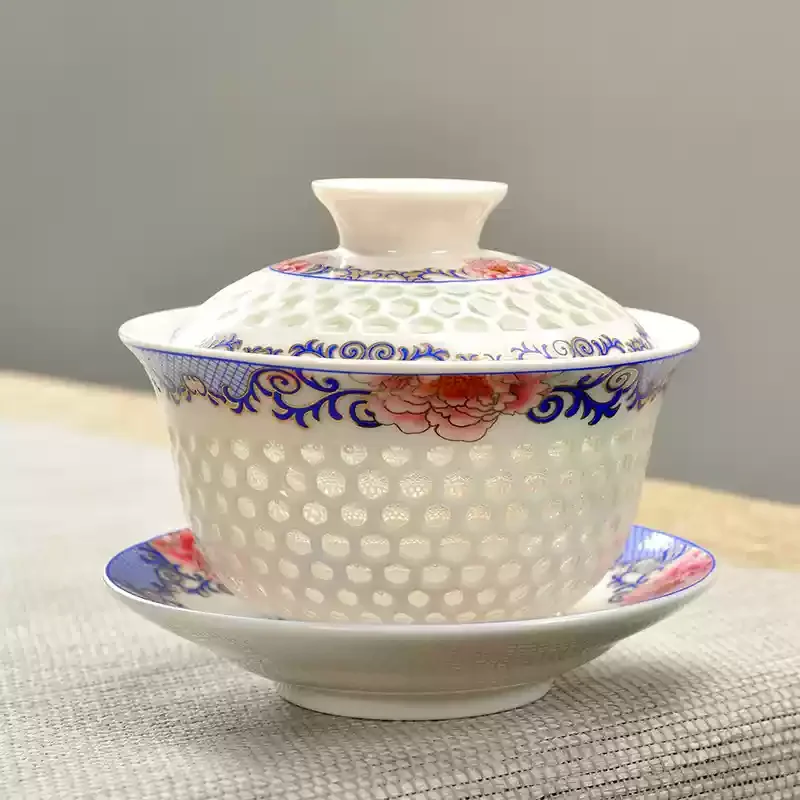 Handpainted Chinese Porcelain Tureen Cup Bowl Set with Lid Ceramic Gaiwan Hollow-Out Design Covered Bowls Cup Saucer New