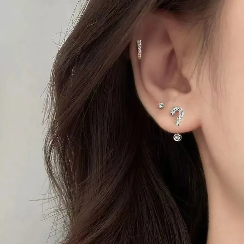 2025 New Creative Question Mark Stud Earrings Minimalist Women's Delicate Stud Earrings Asymmetrical Design Stud Earrings