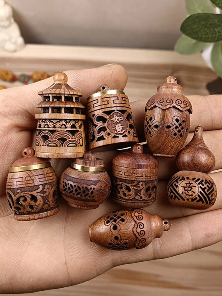 Bouteille diffuseur d'aromathérapie sculptée en bois, Mini Vase, Design pagode, décoration suspendue pour voiture, pot de parfum scellé