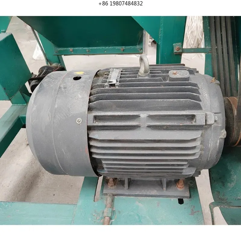 Second-Hand Small Plastic Recycling Crusher, Low Price Industrial Crushing Machine Hot Sale