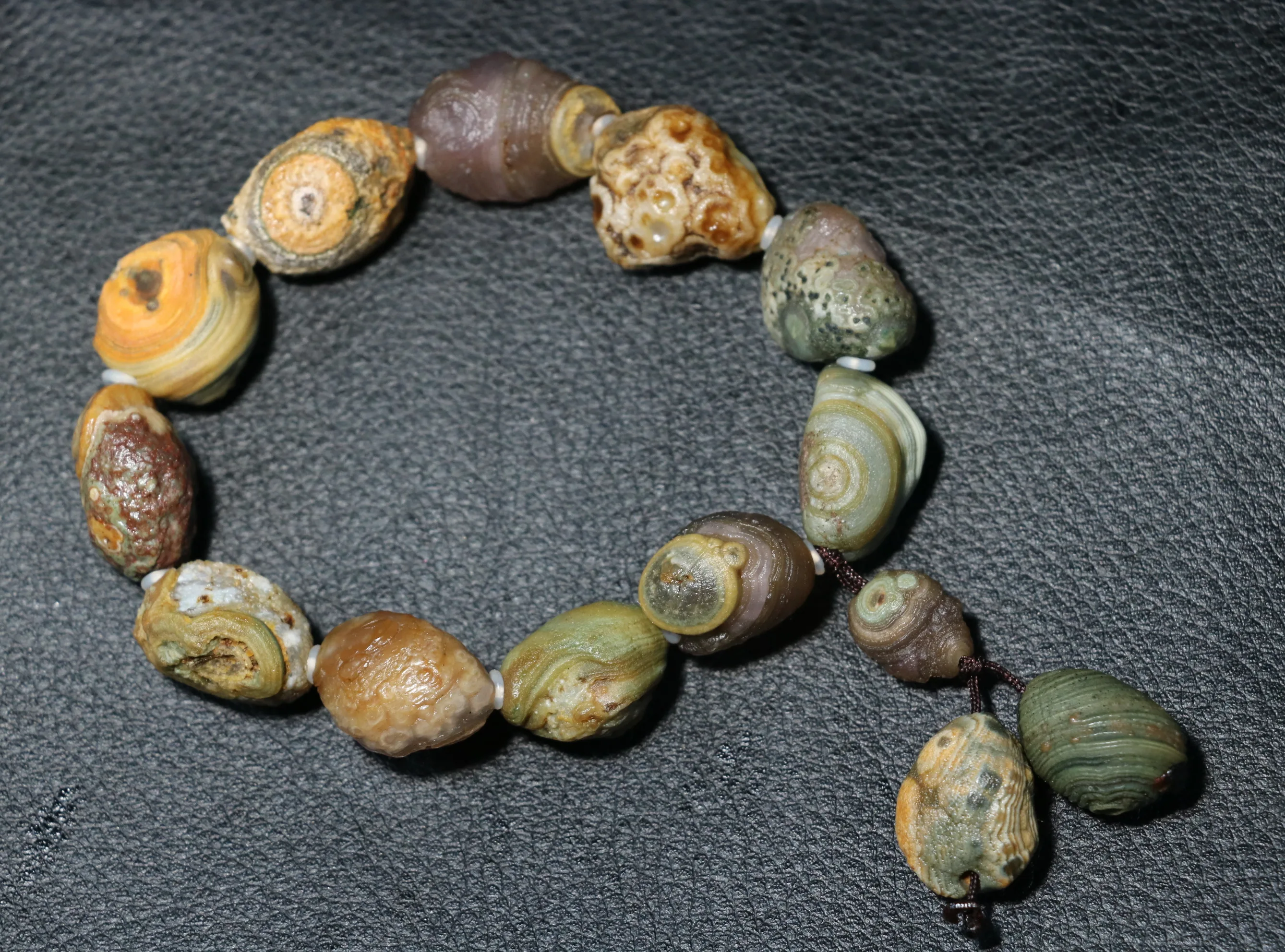 A Big Treasure Magic Power Cool Appearance Alashan Desert Agate Natural Eye Bead Amulet Big Bracelet Bangle Timestown UPQ0614A5