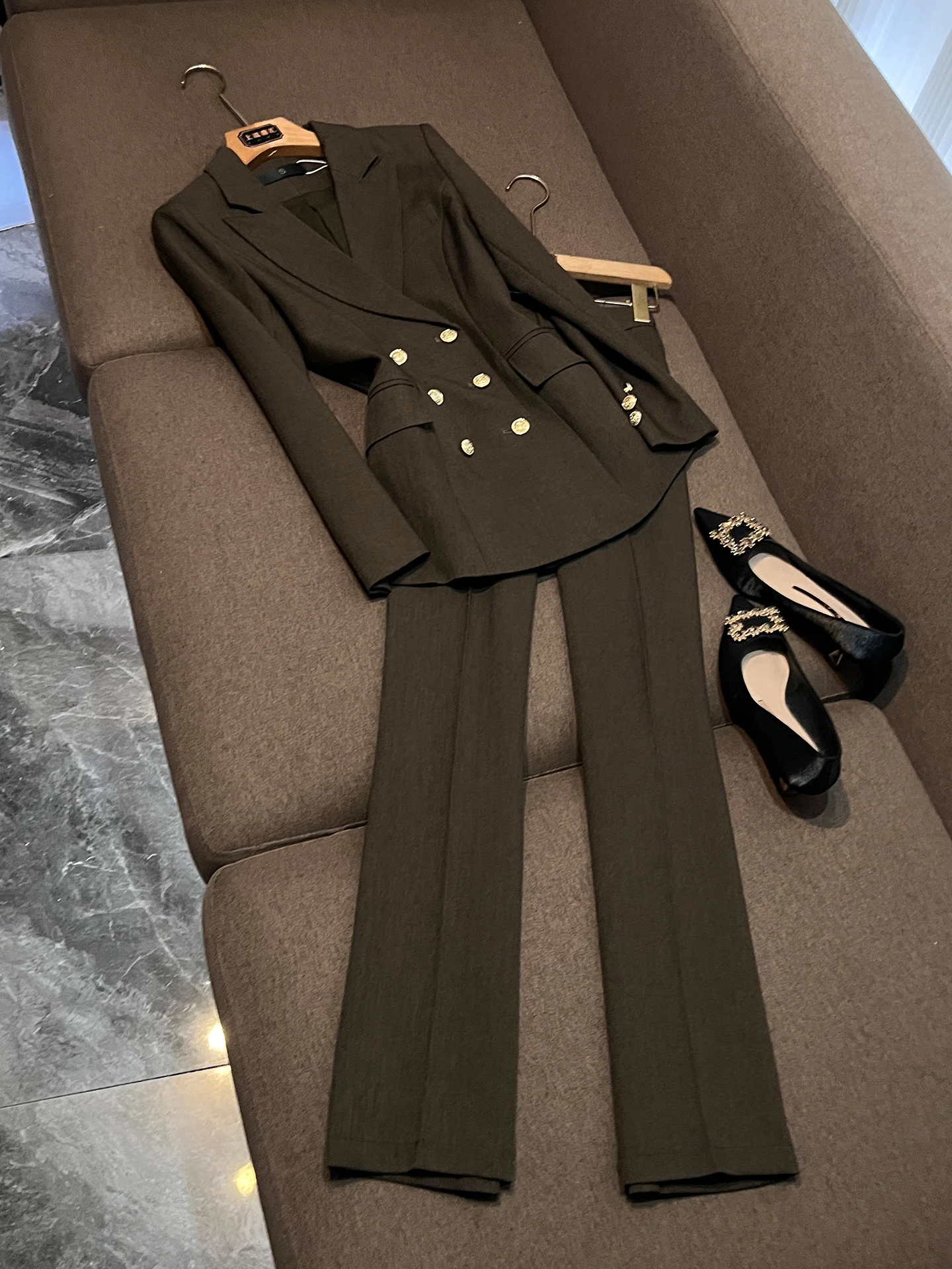 

Elegant Double-Breasted Professional Suit Women's Long Sleeve Slimming Commute Interview Business Formal Office Wear P135