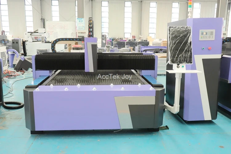 CNC Metal Fiber Laser Cutting Machine 3000W Stainless Steel Cutting Machinery AKJ1530F